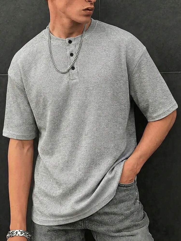1 Peça Camisa Polo de Manga Curta com Gola Henley Cinza para Homens, Camiseta com Botão de Prega, Textura de Waffle, Lavável em Máquina, Estilo Casual Americano de Rua, Adequado para Uso Diário, Transporte e Lazer no Verão - Cinza - Visão 4