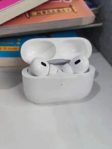 无线蓝牙耳机，低延迟，HiFi立体声，触控操作，配备无线充电盒，适用于所有支持蓝牙的设备——是健身、旅行、通勤和日常使用的理想之选。 - 白色 - 查看 2
