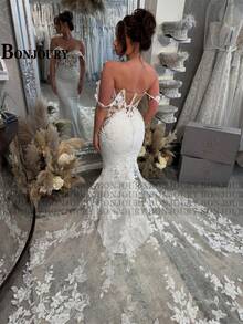 Elegant Sexy Off Shoulder Lace Appliqué Meimaid Satin Wedding Dress,Registry Office Dresses Bridal Gown,Evening Party Dress Birthday Party Dress Country Wedding,Romantic Church Ceremony Wedding Dress,Suitable For Wedding,Dating,Party,Singles' Party,Vacation,Formal Occasions,Dinner Dress,Prom Dress,Homecoming Dess,Cocktail Party,Wedding Guest Dress,Graduation - 白色 - 查看 2