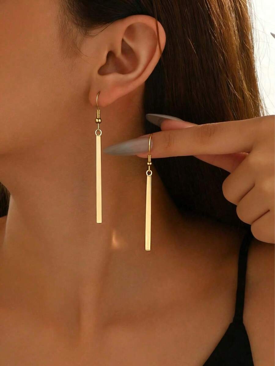 1 Pair Women's Fashion Geometric Bar Glossy Earrings, Versatile For Daily And Casual Wear - Yellow Gold - View 1