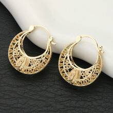 1 Pair/2pcs Retro Elegant Religious Copper Hoop Earrings - Inlay Virgin Mary And Flower Shaped Filigree Hollow Design, Luxury Hypoallergenic Jewelry, Ideal For Casual & Gift Giving Virgin - Our Lady - View 2
