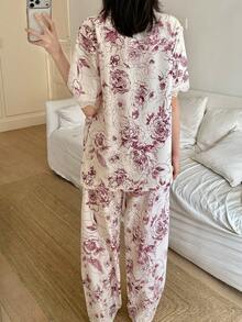 Set 2 pcs Baju Tidur Wanita Lengan Pendek Berkerah, Motif Bunga Berenda Warna Burgundy, Cocok untuk Pakaian Luar - Burgundy - View 2