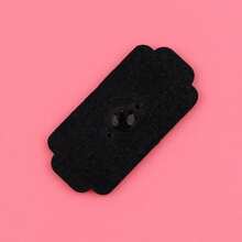 以 ADHD 电池为灵感的珐琅徽章，趣味西班牙语短语翻领徽章，松树胸针，可别在背包、衣服、珠宝上，也是送给朋友的好礼物 - 黑色 - 查看 8