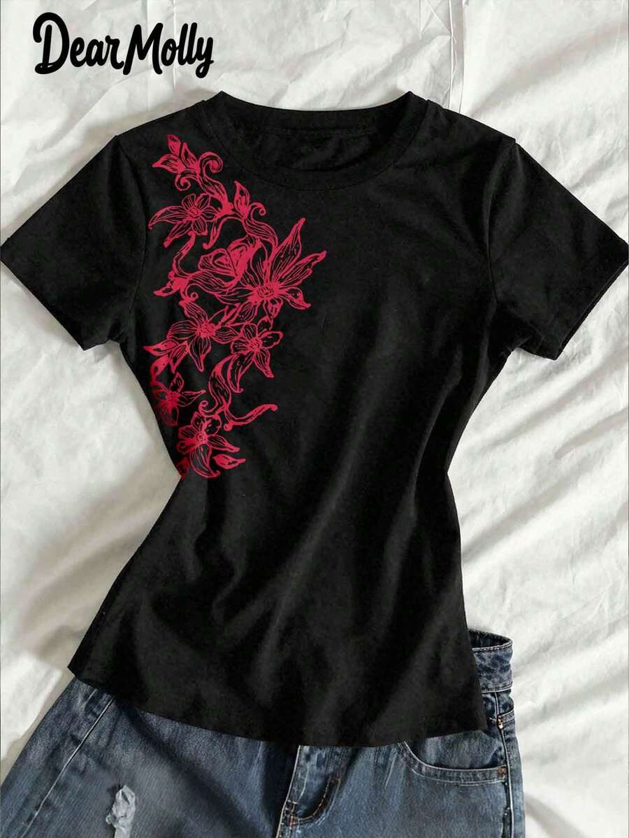 DEAR MOLLY 女式花卉印花 T 恤，圆领短袖上衣，2000 年代美国哥特式复古 90 年代 emo 风格，日本时尚 Y2K 花卉图案 T 恤，修身复古原宿短袖 T 恤 - 黑色 - 查看 1