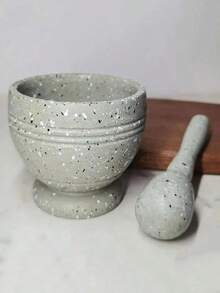 2件套蒜蓉压榨碗和研钵套装，研磨碗，厨房蒜蓉压榨碗，食物切碎器，PP材质多功能研磨器，蒜蓉压榨器，香料草药研磨工具，餐厅厨房谷物和营养补充剂研磨器，草药切碎器，家用胡椒研磨器，手动蒜蓉压榨器，塑料胡椒研磨器，厨房胡椒切碎器，厨房小工具，厨房用品，送她的礼物，送他的礼物，家居礼品 - 彩色 - 查看 4