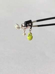 2pcs (1 Pair) No Piercing Black Cat & Green Apple Star Ear Cuffs, Elegant Sweet Cute Star Ear Clips - Apple Star Ear Bone Clip - View 11