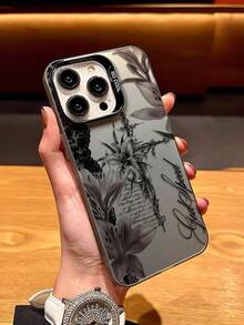 1pc Dark Lace Floral Cross Graphic Aesthetic Black & Silver Phone Case Compatible With IPhone 16/16Pro/16Plus/16ProMax, 11/11Pro/11ProMax, 12/12Pro/12ProMax, 13/13Pro/13ProMax, 14/14Plus/14Pro/14ProMax, 15/15Pro/15Plus/15ProMax - Multicolor - View 1
