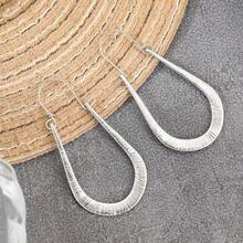 1 Pair Minimalist Retro Silver Hoop Earrings, Versatile Jewelry Accessory For Daily Wear And Parties, Imitation Jewelry Accessory - Antique Silver - View 6