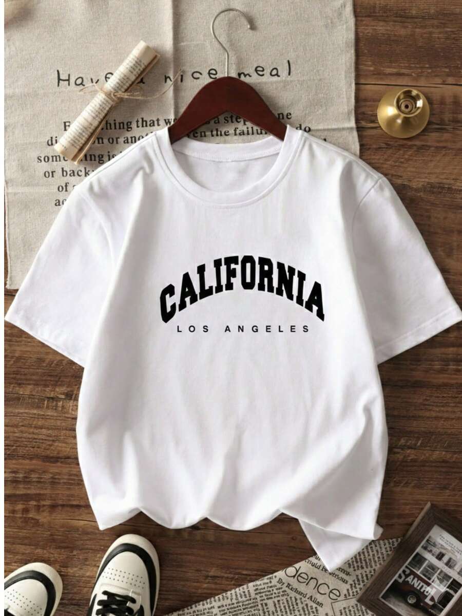 Camiseta de manga corta estampada para niños - suave, transpirable, camiseta de manga corta con cuello redondo, diseño de lata de soda vibrante, lavable a máquina, niños y niñas verano casual tops, tallas 110-150, camiseta de estampado de letras, moda divertida para niños, ropa cómoda para niños, camiseta de manga media para adolescentes - Blanco - Ver 1