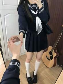 1件套学生制服角色扮演套装，藏蓝色JK制服套装，适合校园装扮、情人节派对、化装舞会、毕业照拍摄、下午茶约会等场合。 - 彩色 - 查看 10
