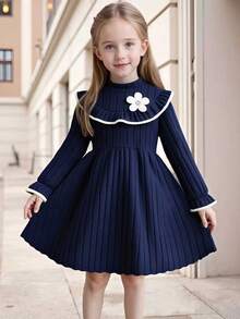 Váy len cho bé gái 4-7 tuổi, cổ đứng đặc biệt có viền xếp nếp, tay dài trang trí hoa, váy thời trang phù hợp cho các hoạt động ngoài trời mùa xuân/thu và mặc hàng ngày - Màu xanh hải quân - Xem 1