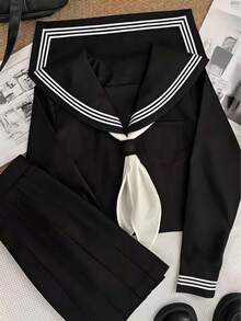 一套日式学生制服套装 - 黑色衬衫 + 黑色裙子 + 领带 水手服，可爱校园JK制服，适合毕业照、角色扮演、化妆派对、花园约会、情人节等场合。 - 黑色 - 查看 11