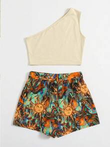 Bộ đồ nữ 2 mảnh in họa tiết nắng nhiệt đới - Màu be, áo croptop lệch vai, quần short in họa tiết có thắt lưng. - Nhiều màu - Xem 4