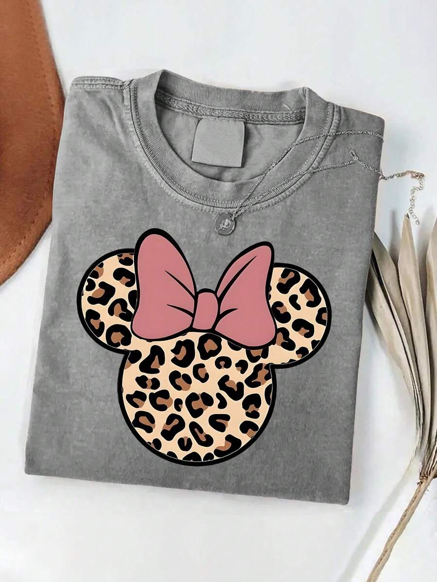 Authorized By Disney | Mickey Mouse Leopard T-Shirt For Men And Women-Casual Short Sleeves-Opaque Fabric With Pink Bow Design-Machine Washable-Suitable For Summer Wear. - 灰色 - 查看 1