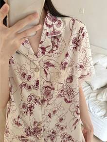 Set 2 pcs Baju Tidur Wanita Lengan Pendek Berkerah, Motif Bunga Berenda Warna Burgundy, Cocok untuk Pakaian Luar - Burgundy - View 6