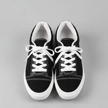Unisex Casual Sneakers With A Modern And Comfortable Design For Everyday Use. - 黑白 - 查看 3