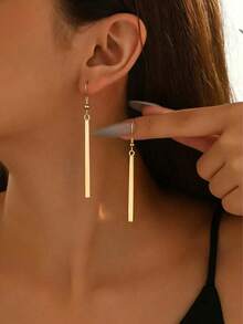 1 Pair Women's Fashion Geometric Bar Glossy Earrings, Versatile For Daily And Casual Wear - Yellow Gold - View 3