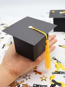 30 piezas Cajas de dulces con forma de birrete de graduación, adecuadas para decoraciones de fiesta de graduación 2026, regalos de celebración de graduación, disponibles en 10/20/30 piezas - Negro - Ver 5