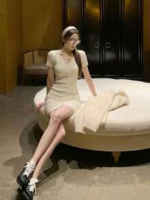 V-Neck Short Sleeve Knit Dress, Fitted A-Line Sweater Dress, Sexy Minimalist Style, Spring/Summer - Apricot - View 2