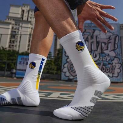  3 Pairs NBA Golden State Warriors Embroidered High Crew Socks For Men, Towel Bottom Polyester Compression Athletic Socks, Ideal For Basketball, Soccer, Running & Outdoor Sports