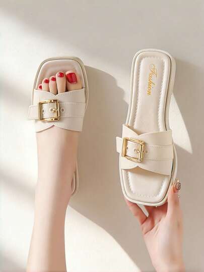 Sandalias de mujer, sandalias de mujer, chanclas de plástico, adecuadas para vestidos, transpirables, ligeras y duraderas, estilo de resort lujoso, zapatos elegantes y versátiles de tacón bajo sin talón, sandalias bordadas, estilo bohemio, nueva hebilla dorada de moda, slip-on para universidad, fiesta al aire libre, primavera/verano, sandalias planas de punta cuadrada para mujer, sandalias de verano casuales y versátiles de dedo abierto