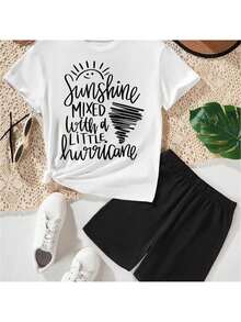 T-shirt à manches courtes 100 % coton << Soleil d'été mêlé à un petit ouragan », idéal pour les activités de plein air. - Blanc - Voir 1
