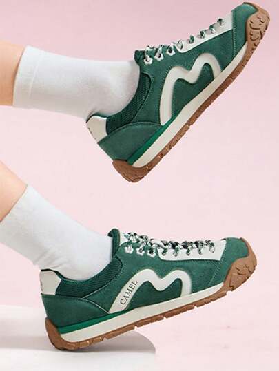 CAMEL CROWN Women's Outdoor Casual Board Shoes, De Training Shoes Comfortable Breathable Anti-Slip Hundreds Of Inner Height Increase Breathable Birkenstock Shoes