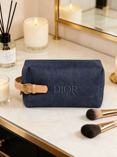  Dior限量版帆布化妆包 - 大号洗漱包，奢华圣诞假日礼物