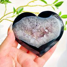 1 pieza Talla de geoda de cristal en forma de corazón de ágata negra, piedra natural para decoración del hogar, colección de cristales, regalo de fiesta - Blanco y Negro - Ver 3