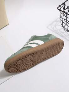 Hidkat Women's Summer Casual Flat Shoes, 2025 Spring New Lightweight Soft Bottom Color Block Sneakers - 8615 Green - View 9