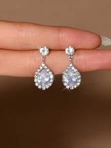 2只闪亮立方氧化锆水晶吊坠耳环，新娘婚纱配饰，派对及晚宴耳环 - 1443 - 查看 8