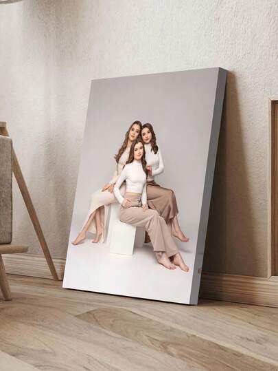 1pc Customized Photo Canvas Print - Printed Framed Wall Art, Customizable Canvas, Family Photo, Wedding Decor, Graduation, Wedding Souvenir, Wedding Supplies, Graduation Gift, Mother's Day Gift, Personalize Home & Office Decor - Suitable For Bedroom, Living Room And Other Spaces, Room Decoration, Ideal Gift For Him, Suitable For Graduation Ceremony, Wedding, Anniversary, Mother's Day, Birthday, Father's Day, Housewarming, Valentine's Day, Vintage Style, Customizable Item, Wall Frame, Home Decor