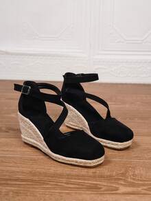 女士厚底坡跟一脚蹬鞋，女士坡跟厚底凉鞋，简约踝带草编鞋，人造革坡跟凉鞋，夏季度假黑色方头一脚蹬踝带鞋，3.15英寸鞋跟，舒适编织草镂空鞋，尺码34-43，大码及常规女鞋，女士高跟鞋，女士高跟凉鞋，女士高跟鞋，优雅女鞋 - 黑色 - 查看 3