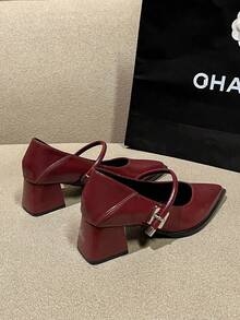 2026夏季新款女士时尚办公休闲派对简约百搭高跟鞋，纯黑色、酒红色、棕色，尖头，粗跟，金属搭扣装饰，优雅乐福鞋，适合搭配阔腿裤和连衣裙 - 酒紅色 - 查看 5