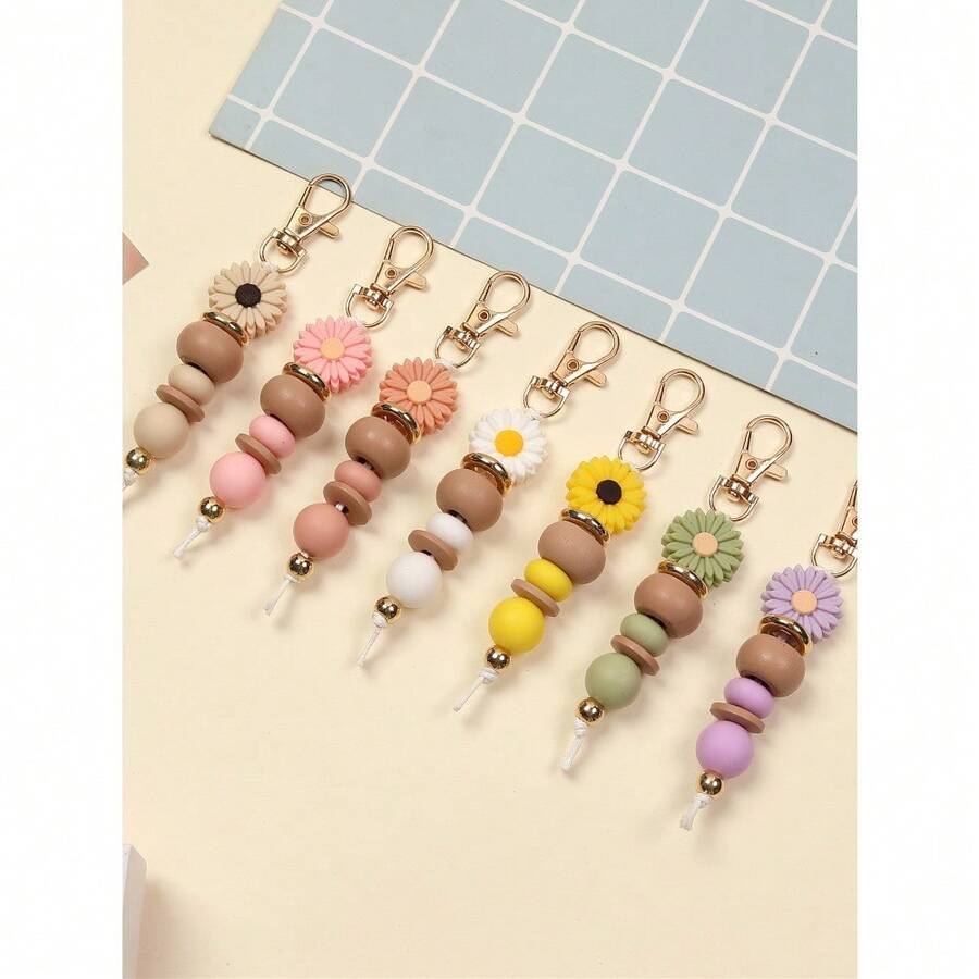 1pc Fashionable Daisy Keychain, Girl Backpack Hanging Chain - A - View 1