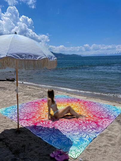 1pc New Outdoor Waterproof Anti-Sand Digital Printed Picnic Mat/Beach Towel, Fashionable And Fresh Pattern, Suitable For Outdoor Camping And Picnics (100g Fabric Weight)