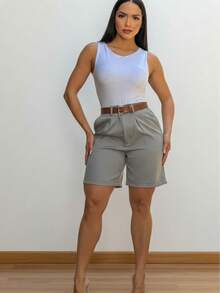 Set Of Three Tailored Bermuda Shorts With Leather Belt. - 彩色 - 查看 8