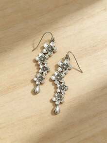 1 Đôi bông tai dáng dài họa tiết hoa cổ điển thanh lịch, thích hợp cho phụ nữ đeo hàng ngày, dự tiệc và du lịch, làm quà tặng trang sức. - Màu Bạc Cổ - Xem 4