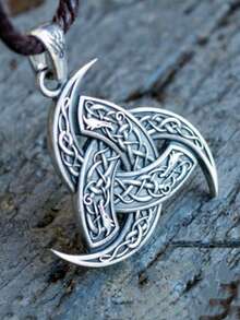 1pc Retro Men's Pendant Necklace, Men's Cool Women's Niche Outfit/Must-Have For Dark Parties, Showcasing Mysterious Punk Temperament/Hip-Hop Style/Street Cool Fashion - Necklace - View 1