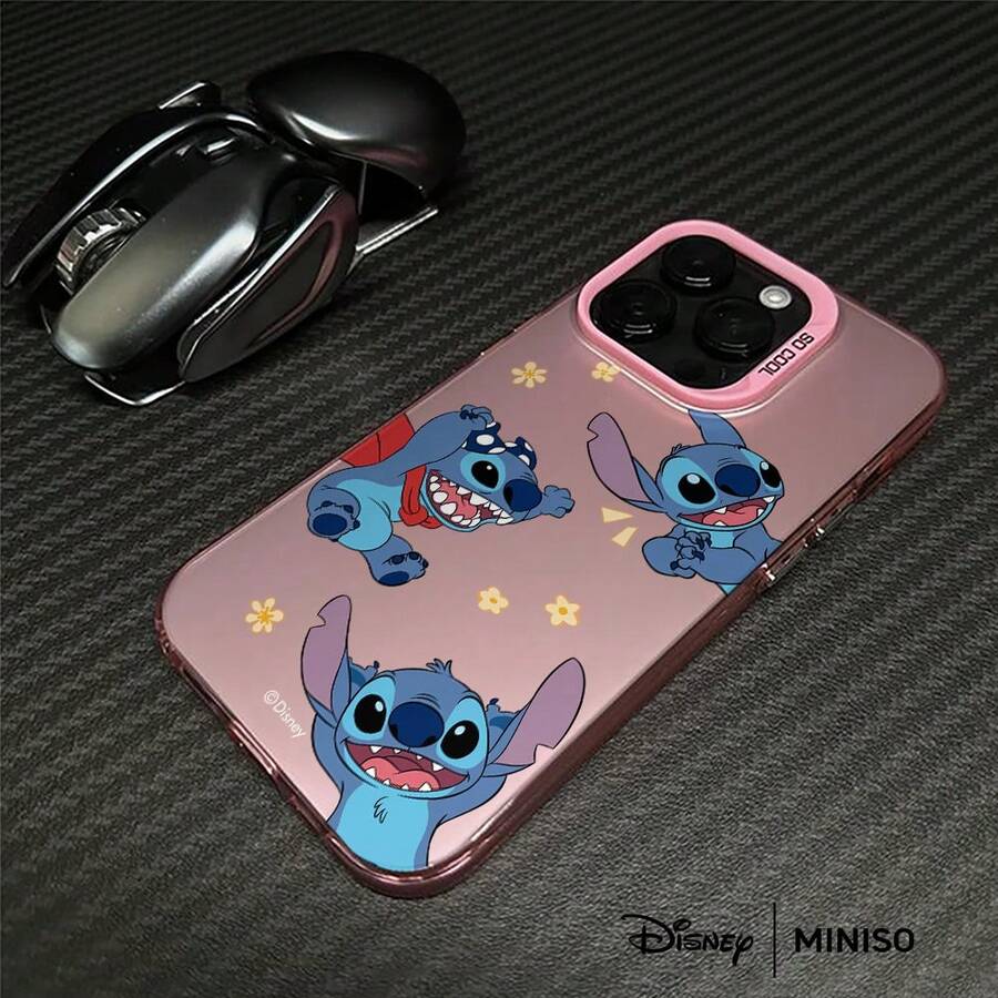 Miniso Disney Lilo & Stitch Playful Stitch All-Over Print Phone Case Suitable For IPhone 17/17 Pro/17 Pro Max/17 Air/16/15/14/13/12/11/X Series Iphone 17 Pro Max Case Iphone 17 Pro Case Iphone 17 Case Stocking Stuffers The Girlfriend - 粉色 - 查看 1