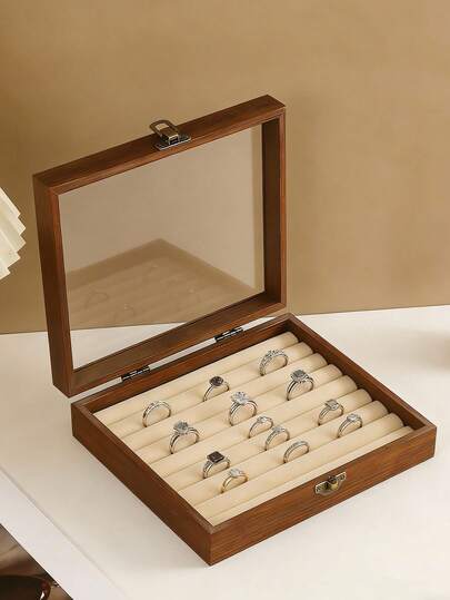 1个胡桃木首饰盒，带玻璃盖，防尘，可收纳手表、戒指、项链，也可作首饰盒、化妆盒、礼品盒，适用于项链、手链、戒指等饰品，是送给女友、妻子、生日或房间装饰的理想礼物。