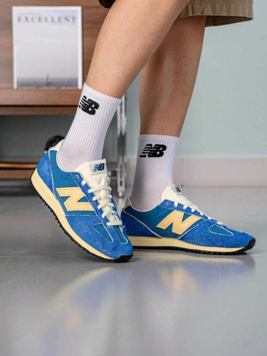 New Balance 男女复古休闲鞋，471系列，透气网布和麂皮拼接低帮日常运动鞋，U471TA-D - 藍色 - 查看 1