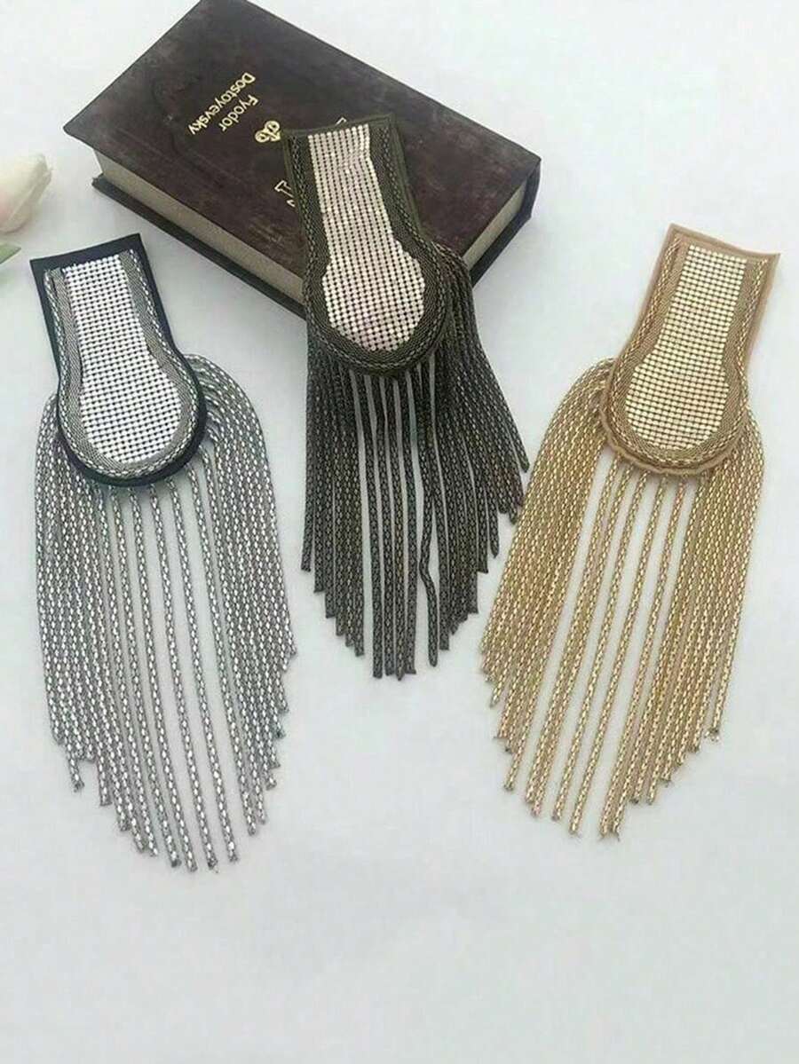 1件金属金色/青铜色/银色亮片链条流苏肩部装饰配饰 - 盾牌肩章 - 查看 1