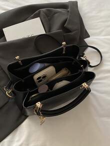 大容量时尚简约手提包，新款女士单肩包，时尚斜挎包 - 黑色 - 查看 12