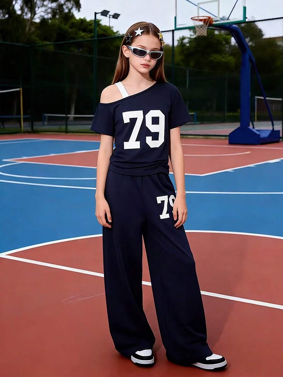 Sweet & Spicy Girl Slouchy Asymmetrical Shoulder Short Sleeve T-Shirt Set, Digital Print Asymmetrical Shoulder Short Sleeve Top With Pants, Suitable For Summer Daily Wear, Shopping, Travel, Campus - Navy Blue - View 1