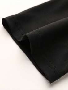 男士美式街头风自由女神像印花短袖T恤，宽松休闲街头风上衣，火焰袖口 - 黑色 - 查看 4