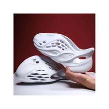 Coconut Perforated Sandals Summer Casual Slippers Beach Walking Shoes Lightweight Womens Mens  Sneakers (White) - Blanco - Ver 3