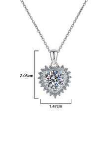 BLOVEMEE 1条奢华925纯银2克拉8.0毫米莫桑石心形项链，适合女性日常佩戴、派对、节日、情人节、母亲节、生日等场合，是理想的珠宝礼物之选。 - 銀色 - 查看 4