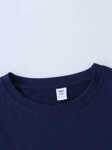 青少年艺术印花图案休闲宽松简约短袖T恤，百搭圆领套头衫，适合夏季休闲穿着，也可作为礼物送给家人。 - 藏蓝色 - 查看 4