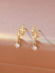 Hihho 一对锆石星芒耳钉，柔和灵动，低调奢华，搭配毛衣和衬衫，瞬间提升柔美优雅气质。 - 星芒 - 查看 2